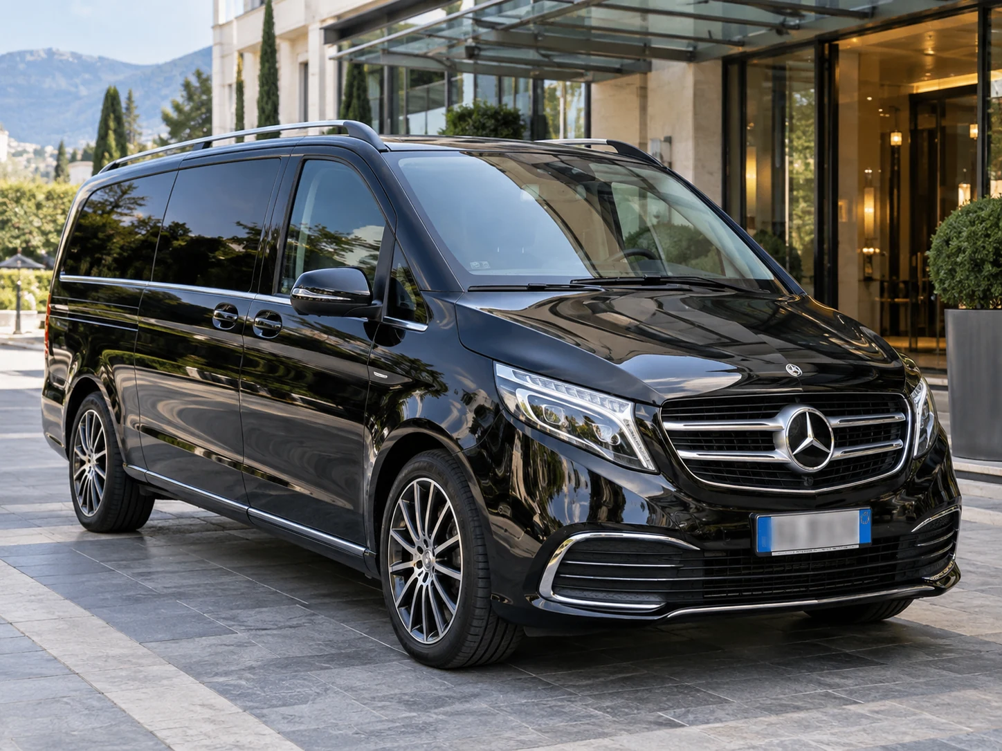 Mercedes-Benz V-Class — Model photo
